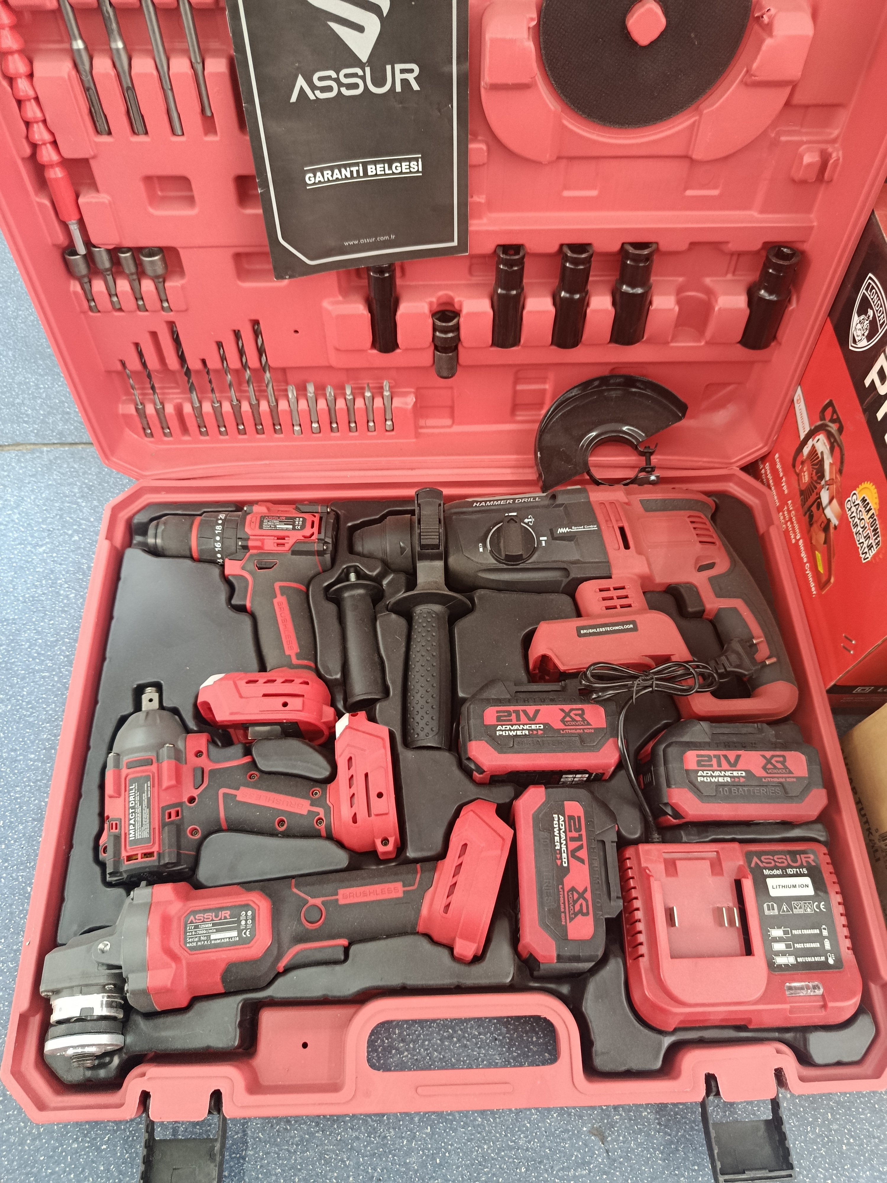 Assur 4 lü set